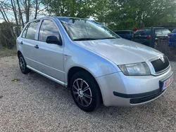 Grau Gebraucht 2004 Skoda Fabia Comfort Limousine | 1.399 € (Fairer Preis)