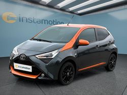Grau Gebraucht 2020 Toyota Aygo Kleinwagen | 11.899 € (Teuer)