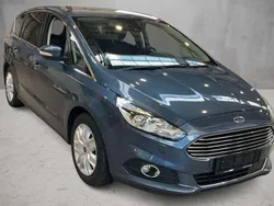 Blue metallic (metallic) Gebraucht 2019 Ford S-MAX Titanium Van / Kleinbus | 25.450 € (Guter Preis)