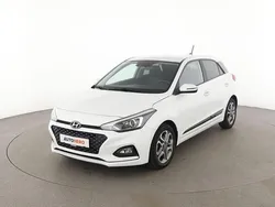 Weiß Gebraucht 2020 Hyundai i20 Style Limousine | 14.640 € (Fairer Preis)