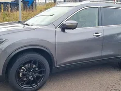 Grau Gebraucht 2017 Nissan X-Trail Tekna SUV | 17.000 € (Guter Preis)