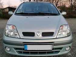 Silber Gebraucht 2003 Renault Scénic Expression Van / Kleinbus | 3.500 € (Teuer)