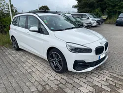 Weiß Gebraucht 2018 BMW 218 Advantage Van / Kleinbus | 15.990 € (Etwas zu teuer)