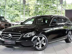 Schwarz Gebraucht 2019 Mercedes E220 Avantgarde Kombi | 27.900 € (Guter Preis)