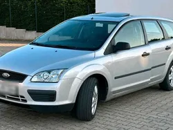 Silber Gebraucht 2005 Ford Focus Kombi | 3.100 € (Etwas zu teuer)