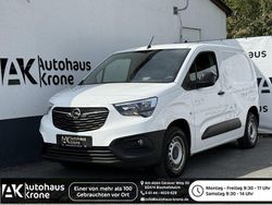 Weiß Gebraucht 2022 Opel Combo Edition Van / Kleinbus | 13.990 € (Guter Preis)