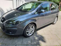Grau Gebraucht 2014 Seat Altea XL 4You Van / Kleinbus | 7.500 € (Fairer Preis)