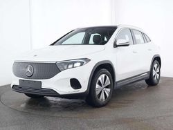 Weiß Gebraucht 2024 Mercedes EQA300 Progressive SUV | 34.440 € (Fairer Preis)