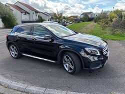 Schwarz Gebraucht 2017 Mercedes GLA250 AMG line SUV | 23.999 € (Fairer Preis)