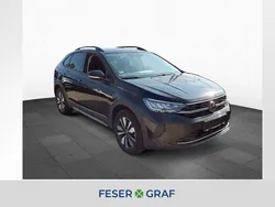 Deep black perleffekt Gebraucht 2024 VW Taigo Move SUV | 22.990 € (Fairer Preis)