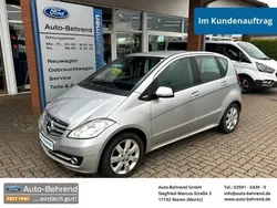 Silber Gebraucht 2011 Mercedes A200 Elegance Limousine | 9.990 € (Teuer)