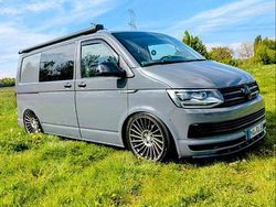 Grau Gebraucht 2019 VW Transporter Van | 35.250 €