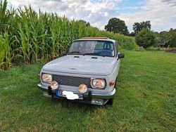 Weiß Gebraucht 1984 Wartburg 353 Limousine | 4.750 €