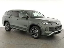 Grün Neu 2025 VW Tayron SUV | 51.980 € (Etwas zu teuer)