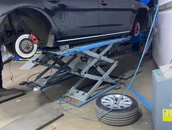 Audi A8L