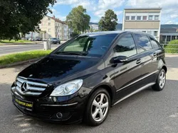 Kosmosschwarz metalliclack (metallic) Gebraucht 2007 Mercedes B180 Van / Kleinbus | 1.300 € (Fairer Preis)