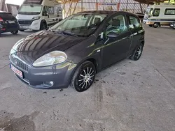 Undergau. grau Gebraucht 2009 Fiat Grande Punto Active Kleinwagen | 2.890 € (Etwas zu teuer)