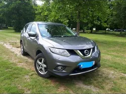 Grau Gebraucht 2015 Nissan X-Trail Acenta SUV | 11.500 € (Etwas zu teuer)