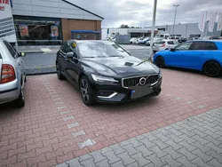 Gebraucht 2020 Volvo V60 Inscription Kombi | 21.900 € (Superpreis)