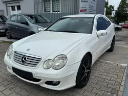 Weiß Gebraucht 2005 Mercedes C200 | 1.999 € (Guter Preis)