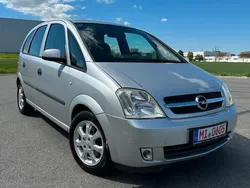 Silber Gebraucht 2004 Opel Meriva Van / Kleinbus | 1.580 € (Fairer Preis)
