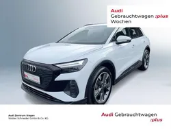 Gletscherweiß metallic Gebraucht 2022 Audi Q4 e-tron Ambiente SUV | 30.910 € (Guter Preis)