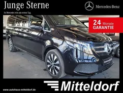 Obsidianschwarz Gebraucht 2023 Mercedes V300 Avantgarde Edition Van / Kleinbus | 66.480 € (Fairer Preis)