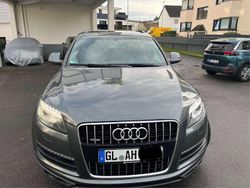 Grau Gebraucht 2011 Audi Q7 SUV | 13.000 € (Superpreis)