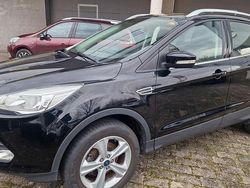 Schwarz Gebraucht 2016 Ford Kuga Business Edition SUV | 9.900 € (Guter Preis)