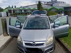 Grau Gebraucht 2006 Opel Zafira Van / Kleinbus | 1.500 € (Superpreis)