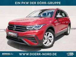 Rot Gebraucht 2024 VW Tiguan Allspace Life SUV | 34.790 € (Fairer Preis)