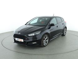 Schwarz Gebraucht 2017 Ford Focus ST Limousine | 17.270 € (Fairer Preis)