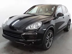 Schwarz (metallic) Gebraucht 2012 Porsche Cayenne SUV | 31.200 € (Teuer)