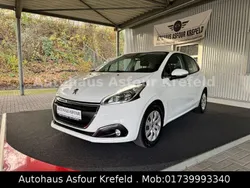 Weiß Gebraucht 2016 Peugeot 208 Active Kleinwagen | 6.990 € (Etwas zu teuer)