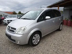 Grau Gebraucht 2004 Opel Meriva Van / Kleinbus | 750 € (Superpreis)