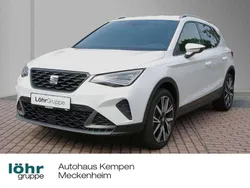 Candy weiss Gebraucht 2024 Seat Arona FR SUV | 25.450 € (Fairer Preis)