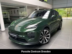 Oakgrünmetallic neo Neu 2025 Porsche Macan SUV | 114.750 € (Teuer)