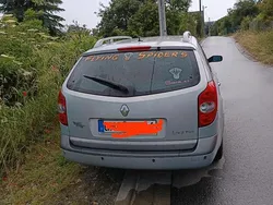 Silber Gebraucht 2003 Renault Laguna II Kombi | 600 €