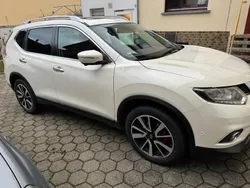 Weiß Gebraucht 2016 Nissan X-Trail SUV | 9.700 € (Guter Preis)