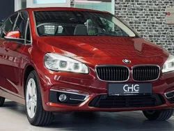 Flamencorot brillanteffekt Gebraucht 2017 BMW 225 Luxury Line Van / Kleinbus | 14.490 € (Fairer Preis)