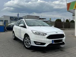 Weiß Gebraucht 2016 Ford Focus Business Edition Kombi | 7.999 € (Fairer Preis)