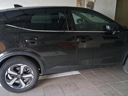 Schwarz Gebraucht 2023 Nissan Qashqai +2 SUV | 25.950 €