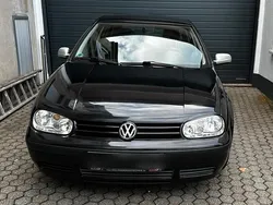 Schwarz Gebraucht 1999 VW Golf IV Limousine | 1.000 € (Fairer Preis)