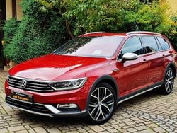 Fortanarot metallic (metallic) Gebraucht 2016 VW Passat Alltrack Sound Kombi | 22.280 € (Guter Preis)