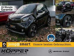 Schwarz Gebraucht 2023 Smart ForTwo Electric Drive Exclusive Kleinwagen | 16.888 € (Fairer Preis)