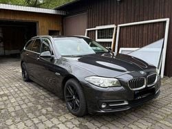 Grau Gebraucht 2016 BMW 530 Sport Line Kombi | 19.500 € (Superpreis)