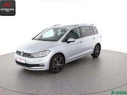 Reflexsilber Gebraucht 2023 VW Touran Highline Van / Kleinbus | 32.880 € (Fairer Preis)