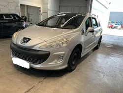 Gris aluminium Gebraucht 2011 Peugeot 308 Premium Kombi | 4.850 € (Fairer Preis)