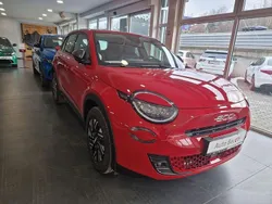 Rot Neu 2025 Fiat 600 Basis Limousine | 22.990 € (Fairer Preis)