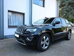 Schwarz Gebraucht 2016 Jeep Grand Cherokee Overland SUV | 22.950 € (Fairer Preis)